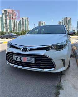 تويوتا أفالون